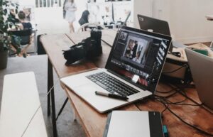 How to Learn Facebook Ads Like a Pro: Simple Tips for Beginners