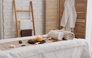 What Are the Best Spa Massage Tables for Professional Therapists